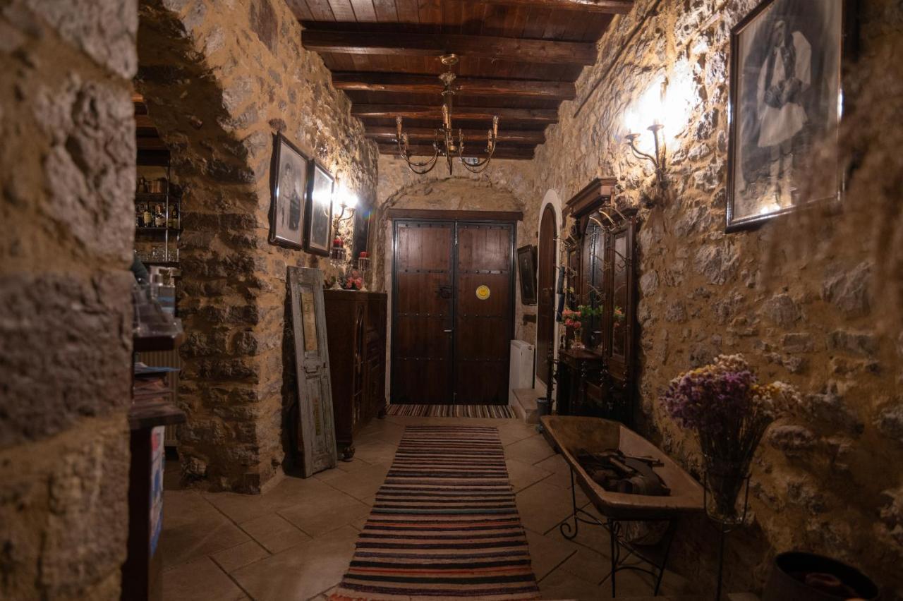 Proselinos Hotel Dimitsana Exterior foto