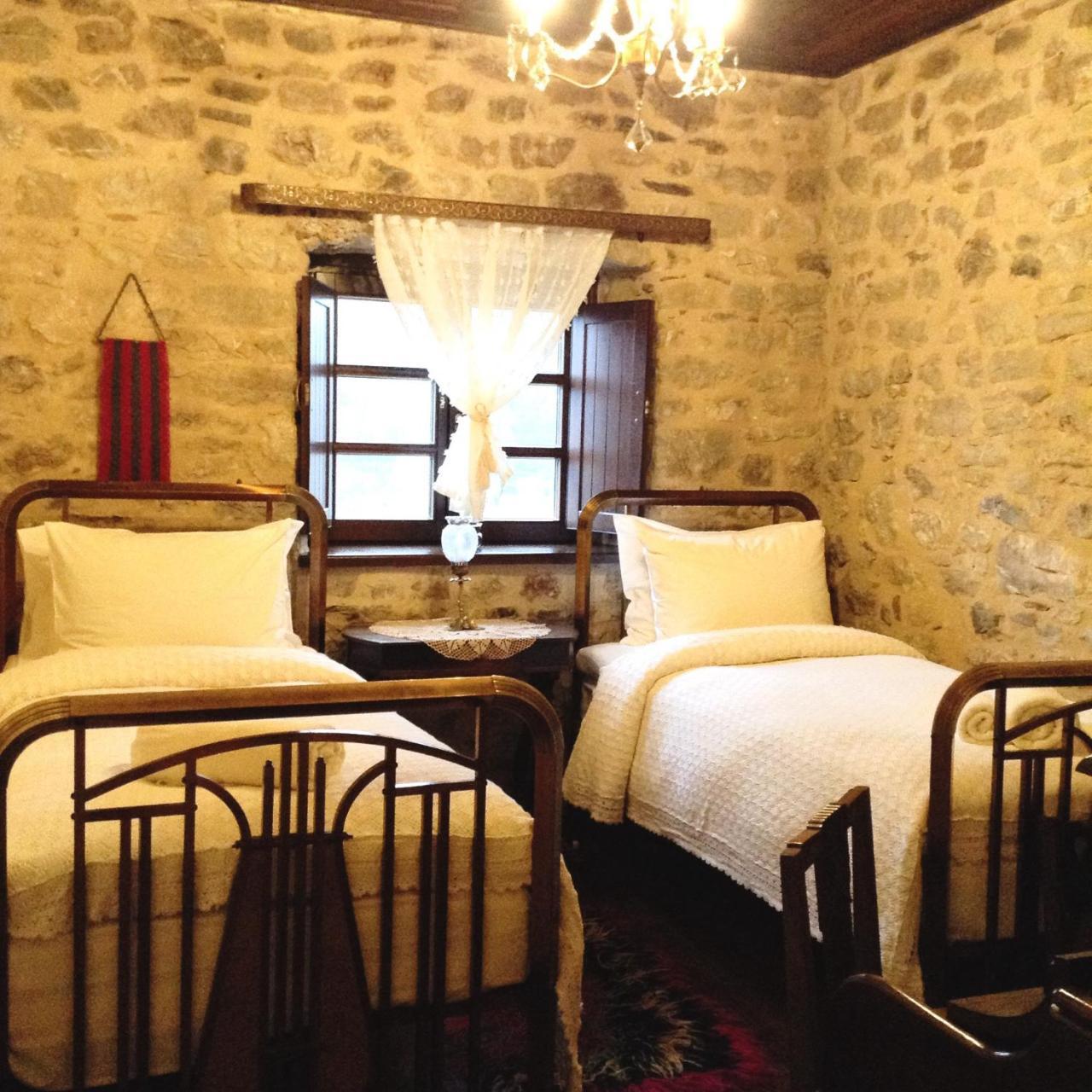 Proselinos Hotel Dimitsana Exterior foto